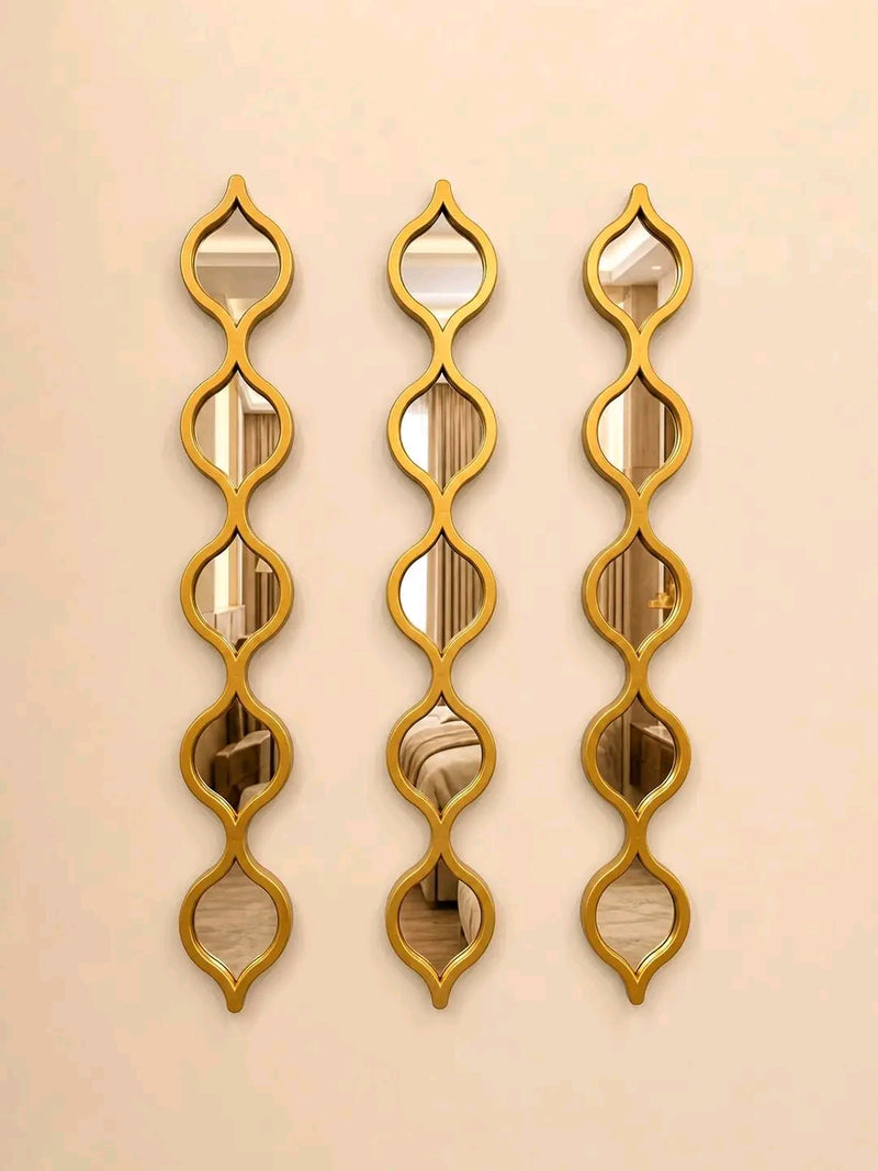 Chain Mirror Decor